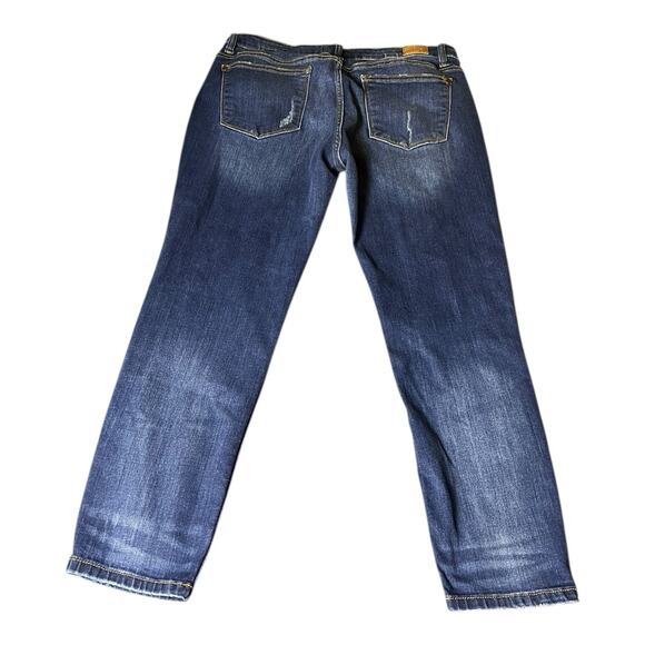 Judy Blue Women 15/32 Blue Relaxed Fit Stretch Whiskered Denim Jeans Medium Wash - Picture 2 of 7